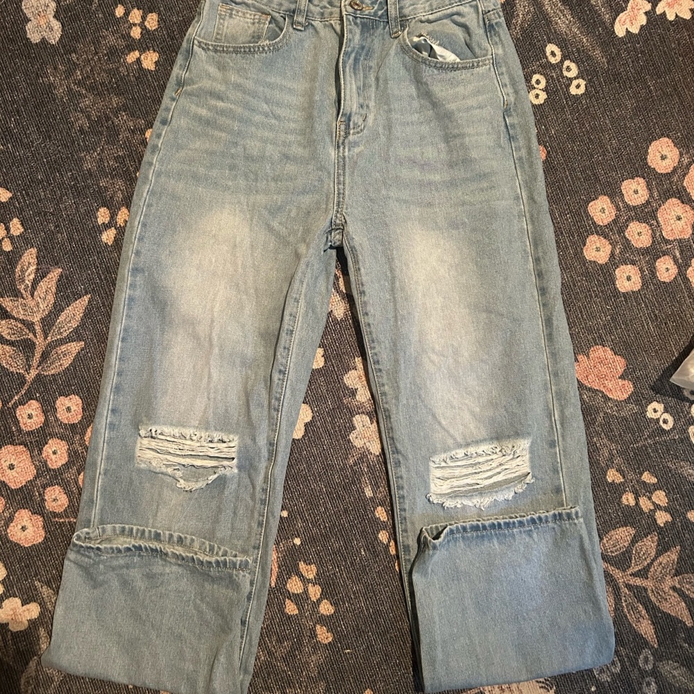 SHEIN High Rise Distressed Blue Jeans